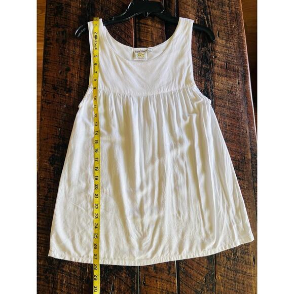 Pristine White Batik Ball Sleeveless Rayon top Size Small/Medium-Not For Sale - Picture 10 of 13
